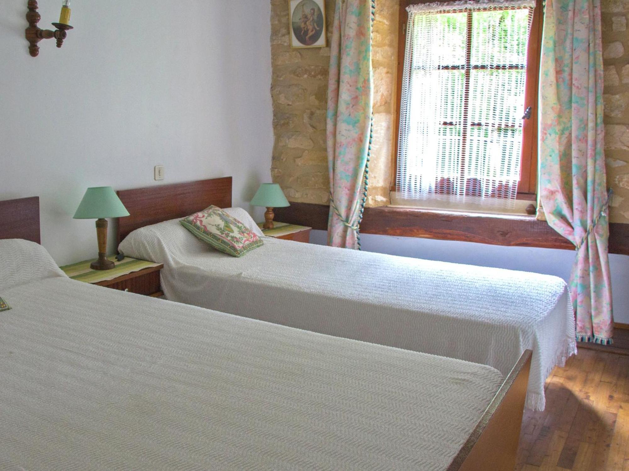Cosy Holiday Home In Lantheuil With Garden Villefranche-du-Perigord Exterior photo