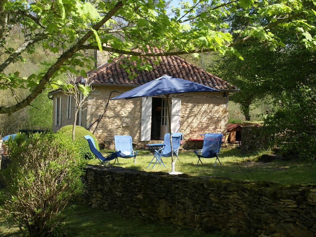 Cosy Holiday Home In Lantheuil With Garden Villefranche-du-Perigord Exterior photo
